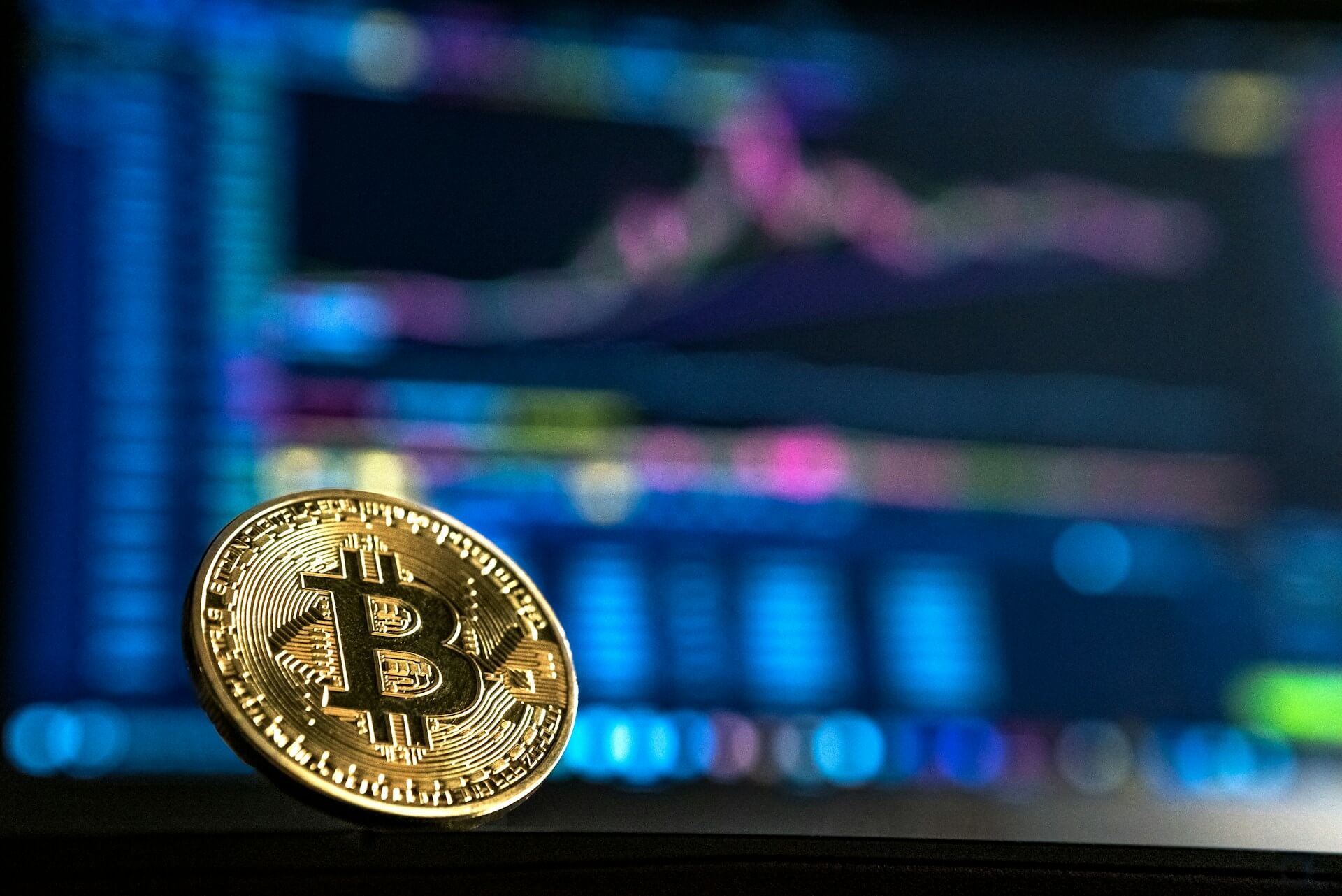 Биткоин растёт